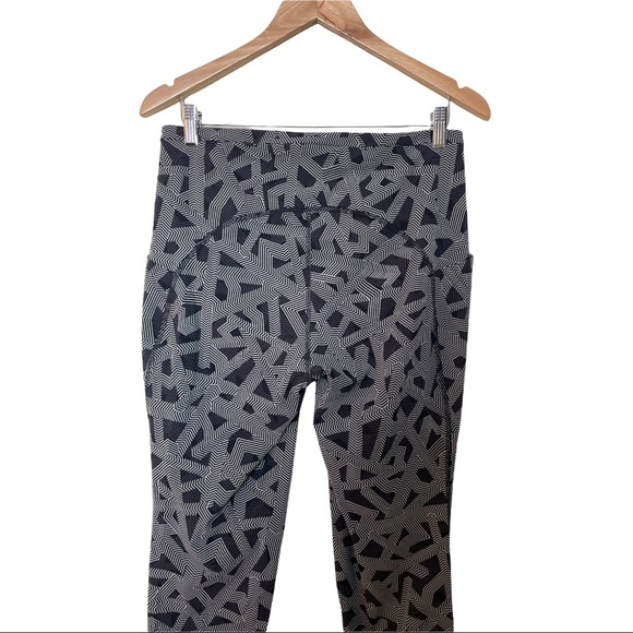 Lululemon Labyrinth Swift Speed Leggings 10 - Picture 5 of 7